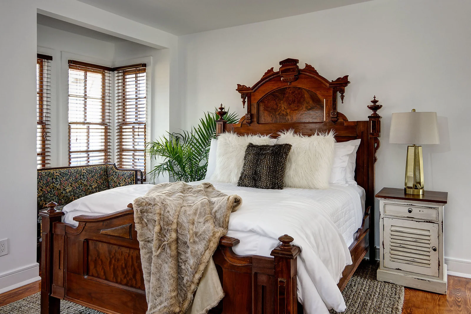 | Casablanca With natural wood décor white linens and greenery beautiful lighting jute rug over hardwood floors and many other amenities a stay in the elegant and sophisticated White Ginger room will set the backdrop for relaxation and romance