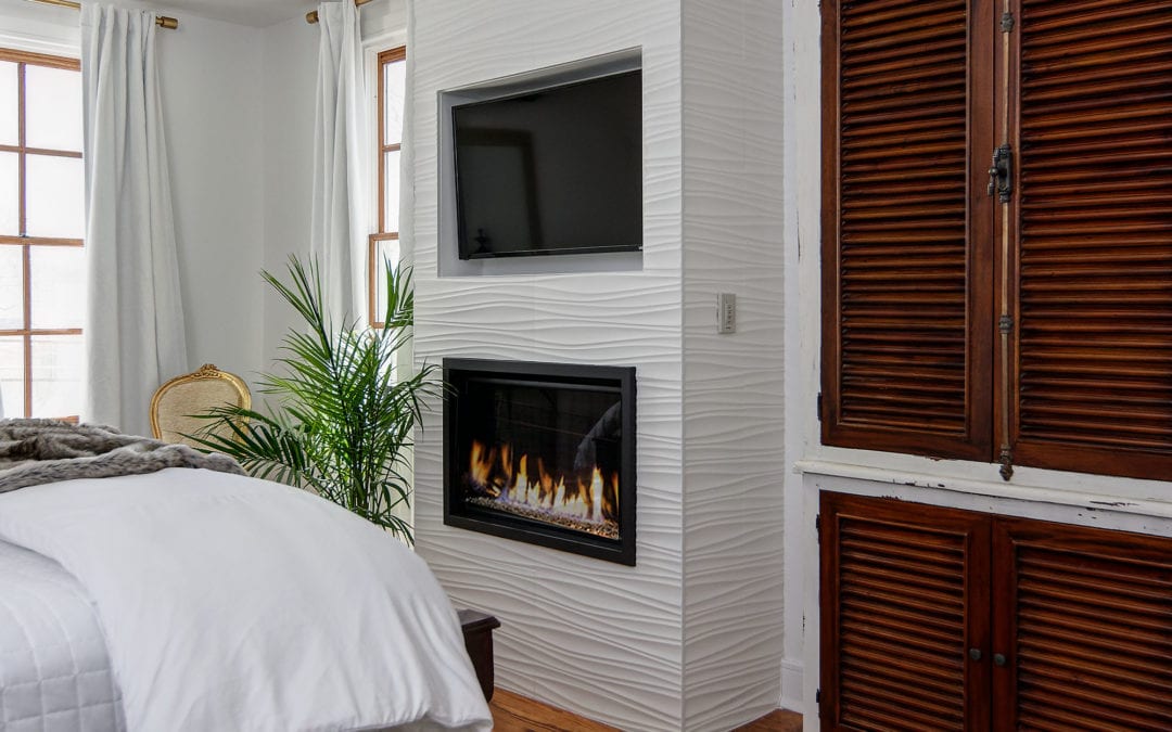 Showcasing the Cape Jasmine room at Casablanca, Cape May. Which of our unique rooms will you choose for your romantic vacation at Casablanca?