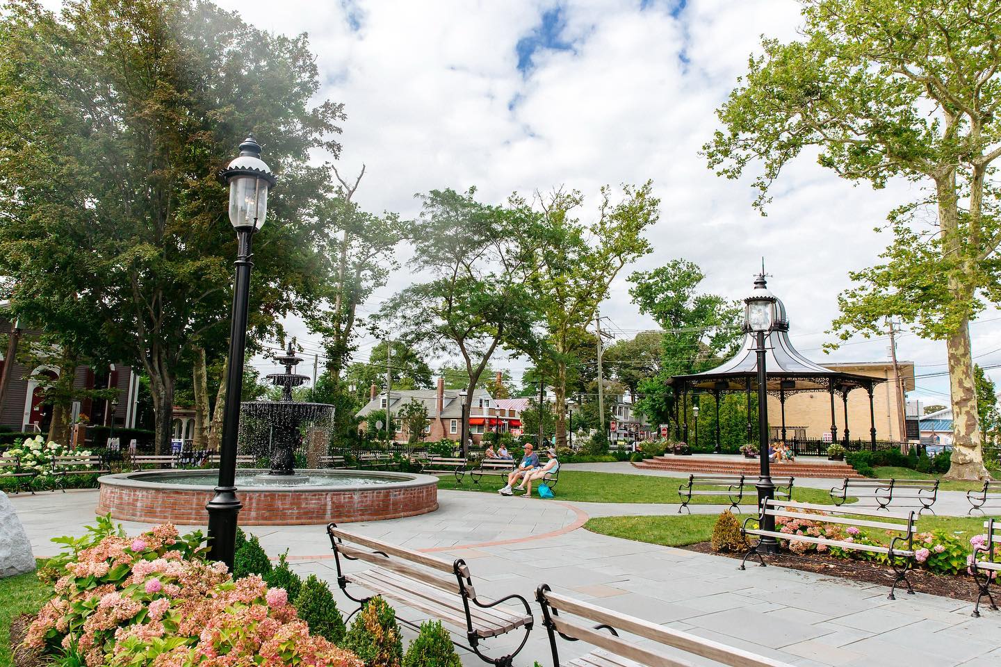 Casablanca offers walkability to the most charming corners of Cape May including dining shopping the theater and live music in the park